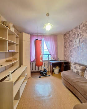 3-к квартира, вторичка, 62м2, 9/10 этаж