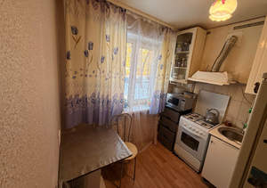 2-к квартира, вторичка, 45м2, 1/5 этаж