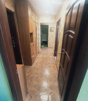 2-к квартира, вторичка, 50м2, 9/9 этаж