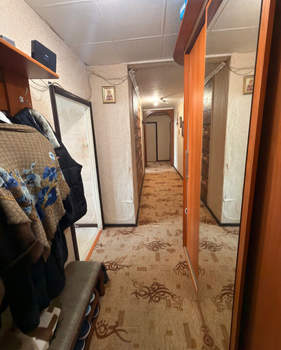 3-к квартира, вторичка, 70м2, 1/9 этаж