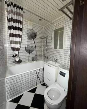 2-к квартира, вторичка, 46м2, 5/5 этаж