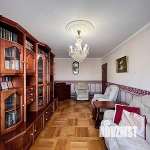 3-к квартира, вторичка, 64м2, 8/10 этаж