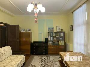 3-к квартира, вторичка, 71м2, 2/2 этаж