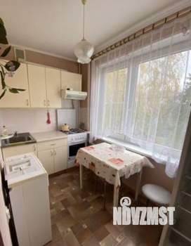 3-к квартира, вторичка, 57м2, 3/5 этаж