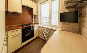 2-к квартира, вторичка, 42м2, 3/4 этаж