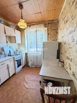 2-к квартира, вторичка, 42м2, 1/5 этаж