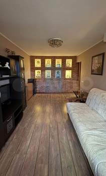 2-к квартира, вторичка, 42м2, 3/4 этаж