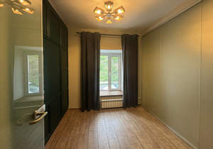 3-к квартира, вторичка, 61м2, 1/5 этаж