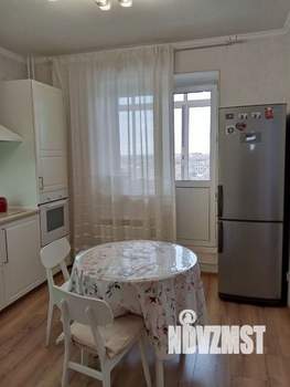 2-к квартира, вторичка, 66м2, 12/14 этаж