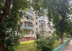 2-к квартира, вторичка, 42м2, 3/5 этаж