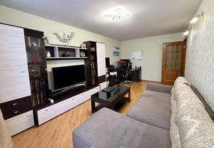 2-к квартира, вторичка, 53м2, 1/5 этаж