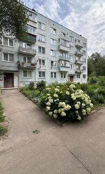 2-к квартира, вторичка, 47м2, 5/5 этаж