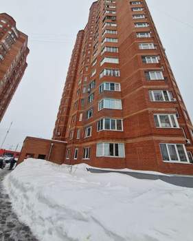 3-к квартира, вторичка, 83м2, 1/17 этаж