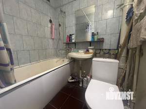 2-к квартира, вторичка, 42м2, 1/5 этаж