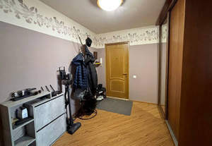 2-к квартира, вторичка, 54м2, 1/5 этаж