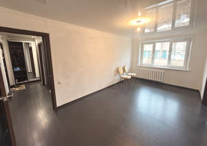 3-к квартира, вторичка, 56м2, 1/5 этаж