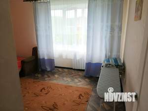 2-к квартира, вторичка, 41м2, 1/4 этаж