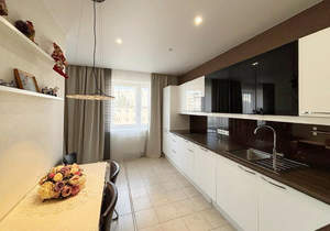 2-к квартира, вторичка, 64м2, 4/17 этаж