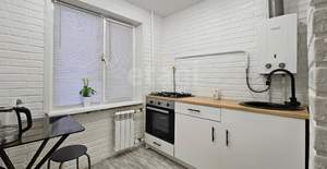 2-к квартира, вторичка, 45м2, 1/5 этаж