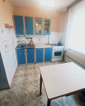 2-к квартира, вторичка, 50м2, 9/9 этаж