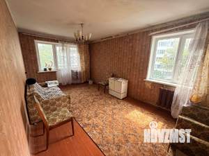 2-к квартира, вторичка, 42м2, 3/5 этаж