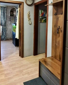 3-к квартира, вторичка, 72м2, 1/10 этаж